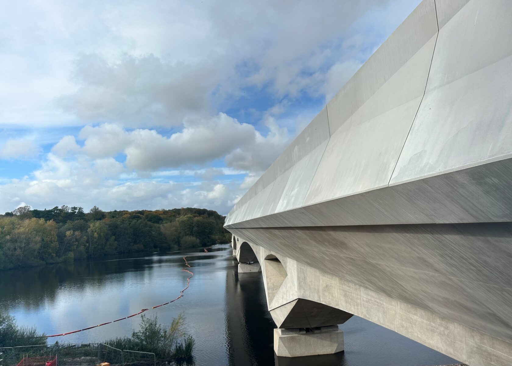 Colne Valley Viaduct Buckinghamshire Knight Architects colne-valley-viaduct-buckinghamshire-knight-architects